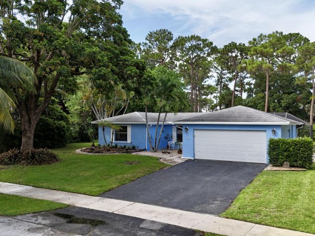 Home for rent at 4160 NW 7th Court - photo 6392325