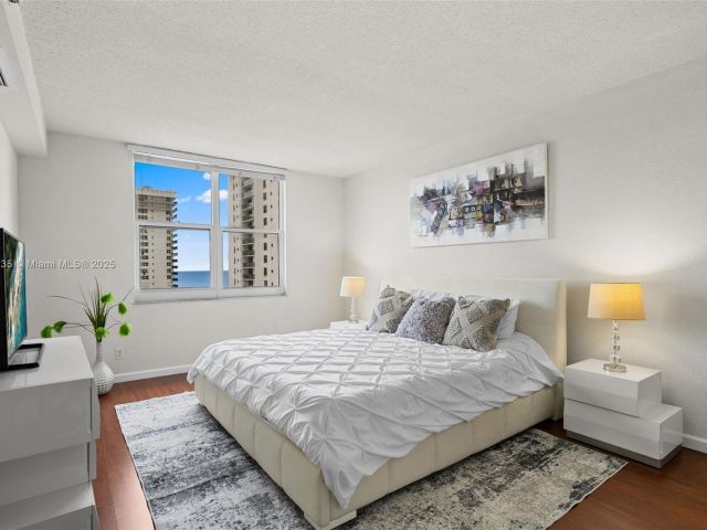 Apartment for rent  Unit #PH39 - photo 7288223