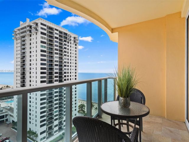 Apartment for rent  Unit #PH39 - photo 7288230