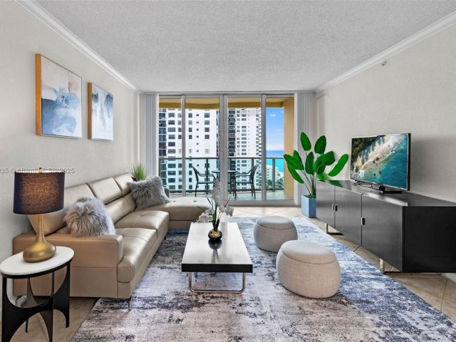 Apartment for rent  Unit #PH39 - photo 7288233