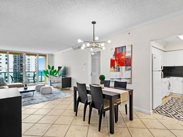 Apartment for rent  Unit #PH39 - photo 7288235