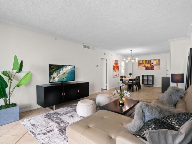 Apartment for rent  Unit #PH39 - photo 7288238