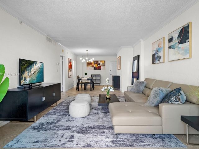 Apartment for rent  Unit #PH39 - photo 7288240