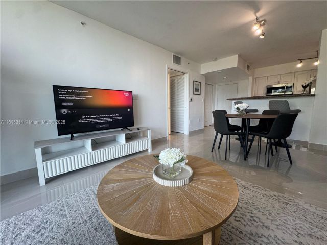 Apartment for rent  Unit #307 - photo 7444101