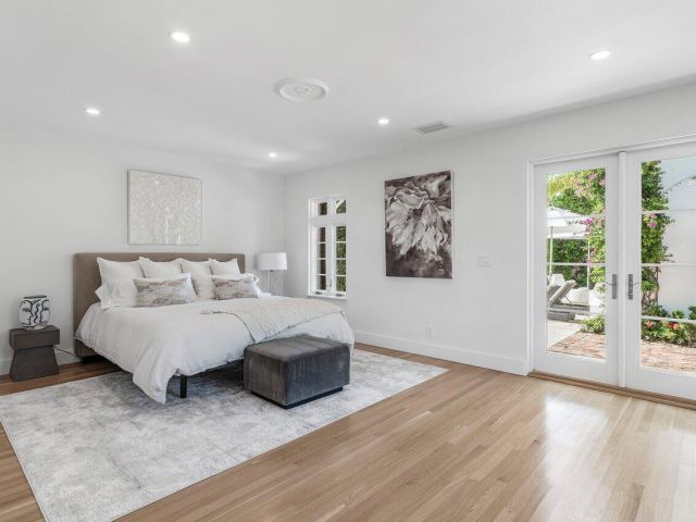 Home for sale at 306 Cordova Road - photo 6351137