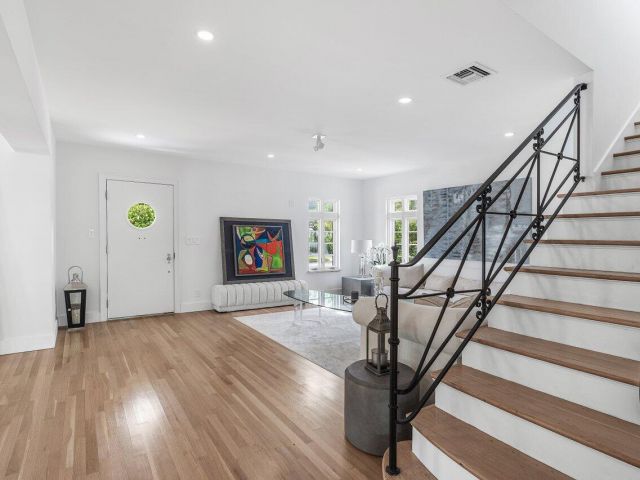 Home for sale at 306 Cordova Road - photo 6351142