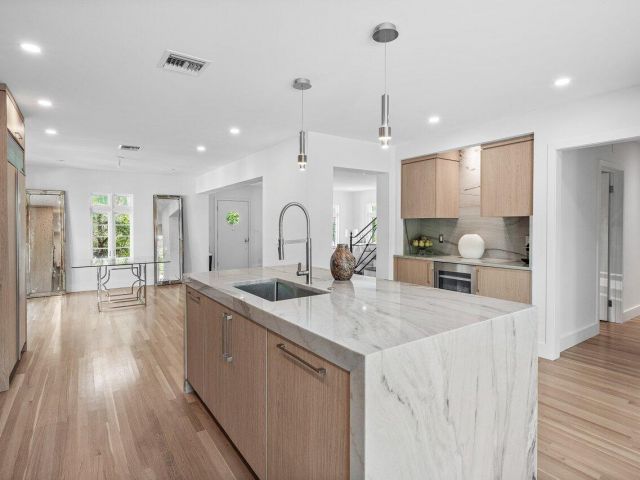 Home for sale at 306 Cordova Road - photo 6351144