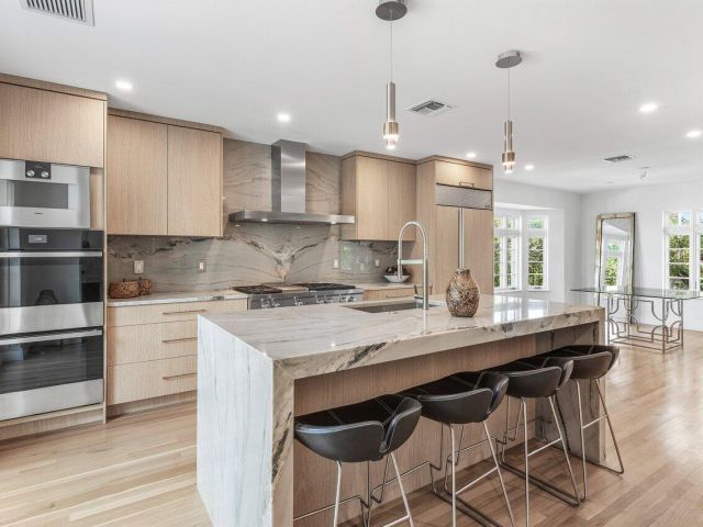 Home for sale at 306 Cordova Road - photo 6351146