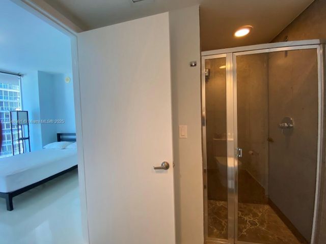 Apartment for rent  Unit #4409 - photo 6353636