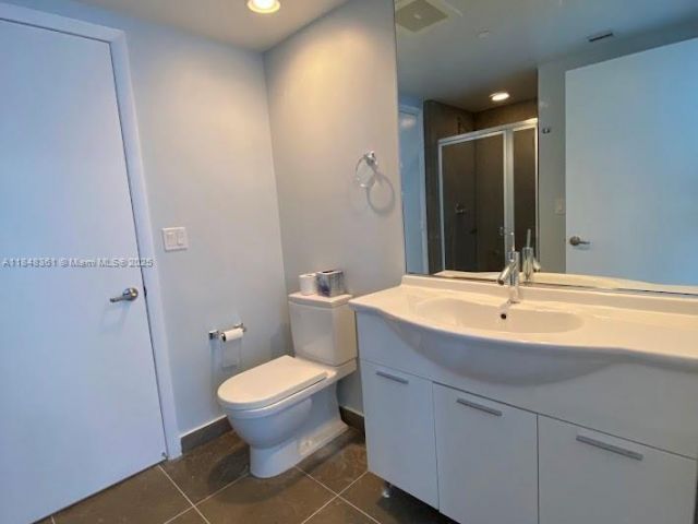 Apartment for rent  Unit #4409 - photo 6353638