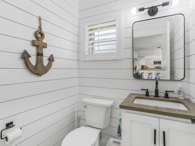 Home for sale at 1260 NW 15th Street - photo 6391202