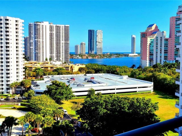 Apartment for sale  Unit #1207 - photo 7435803