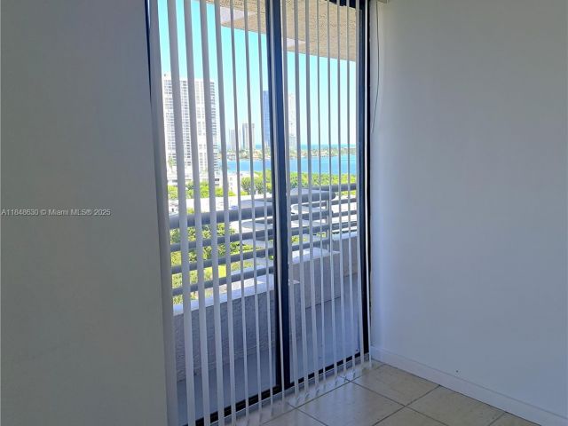 Apartment for sale  Unit #1207 - photo 7435813