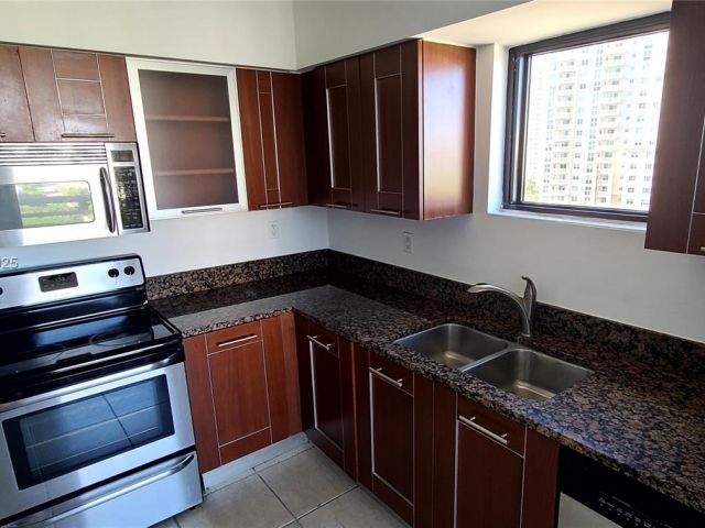 Apartment for sale  Unit #1207 - photo 7435821