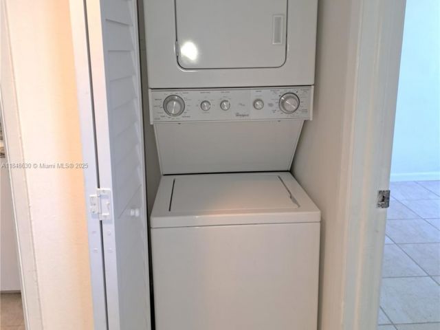 Apartment for sale  Unit #1207 - photo 7435822