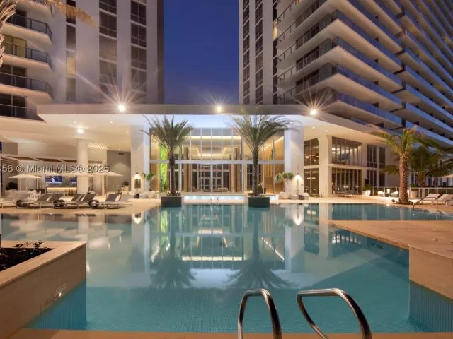 2-bedroom condo for sale in North Miami Beach - 16385 Biscayne Blvd 1503 +2Parking - MondialRealty