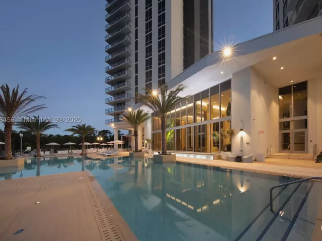 2-bedroom condo for sale in North Miami Beach - 16385 Biscayne Blvd 1503 +2Parking - MondialRealty