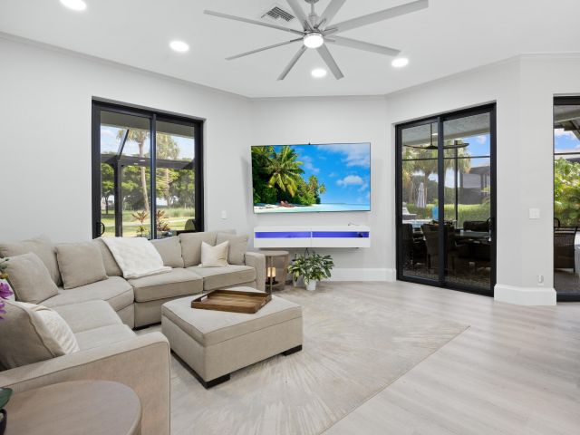 Home for sale at 10253 Shireoaks Lane - photo 6368161