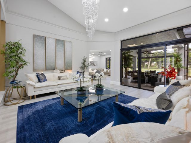 Home for sale at 10253 Shireoaks Lane - photo 6368163