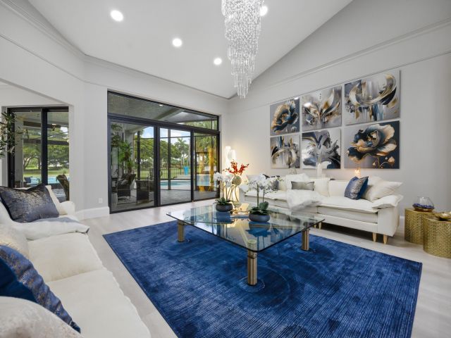 Home for sale at 10253 Shireoaks Lane - photo 6368164