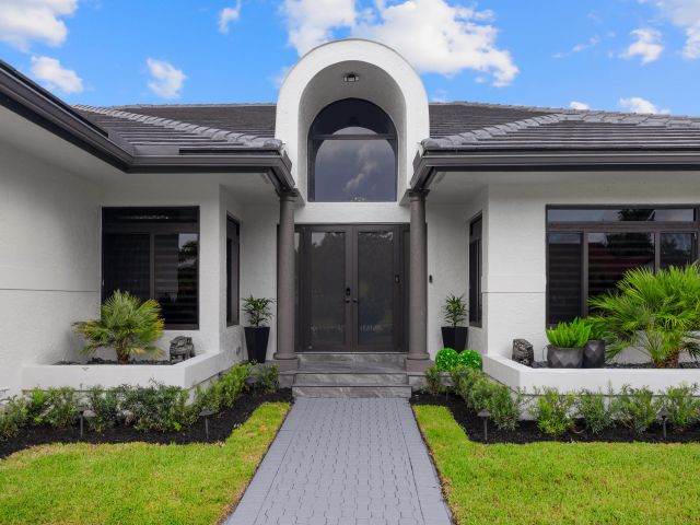 Home for sale at 10253 Shireoaks Lane - photo 6368168