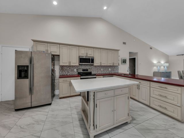 Home for rent at 19623 Back Nine Drive - photo 6391556