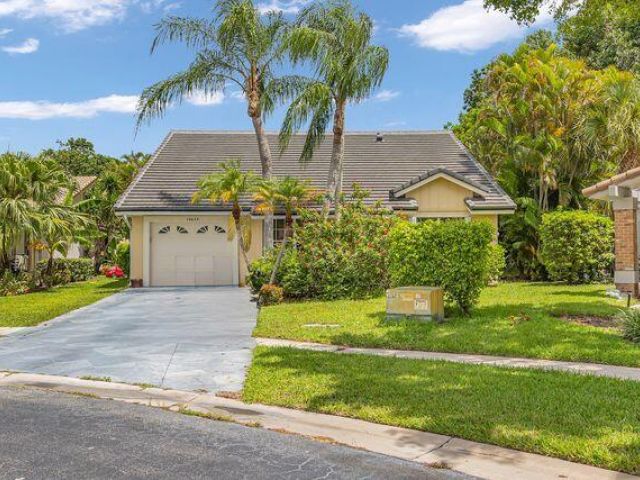 Home for rent at 19623 Back Nine Drive - photo 6391561