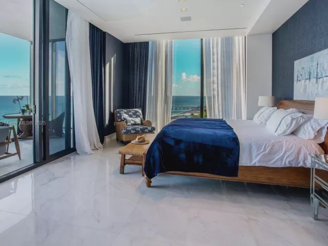 3-bedroom condo for sale in Sunny Isles Beach - 17141 Collins Ave 1001 - MondialRealty