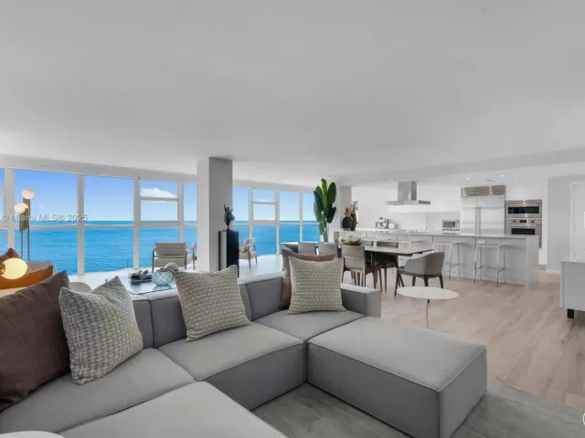 Apartment for rent  Unit #11CN - photo 6351546