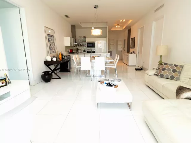 3-bedroom home for rent in Sunny Isles Beach - 150 Sunny Isles Blvd 1-TH403 - MondialRealty