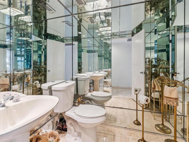 Apartment for rent  Unit #1202 - photo 6350211