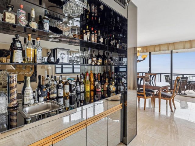 Apartment for rent  Unit #1202 - photo 6350221