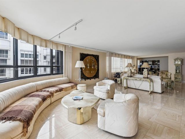 Apartment for rent  Unit #1202 - photo 6350225