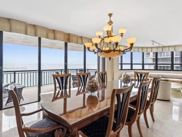 3-bedroom condo for rent in Bal Harbour - 10175 Collins Ave 1202 - MondialRealty