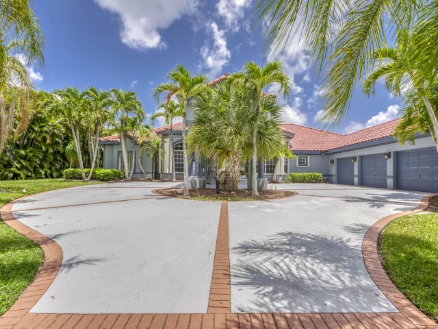 Home for sale at 11699 Blackwoods Lane - photo 6400449