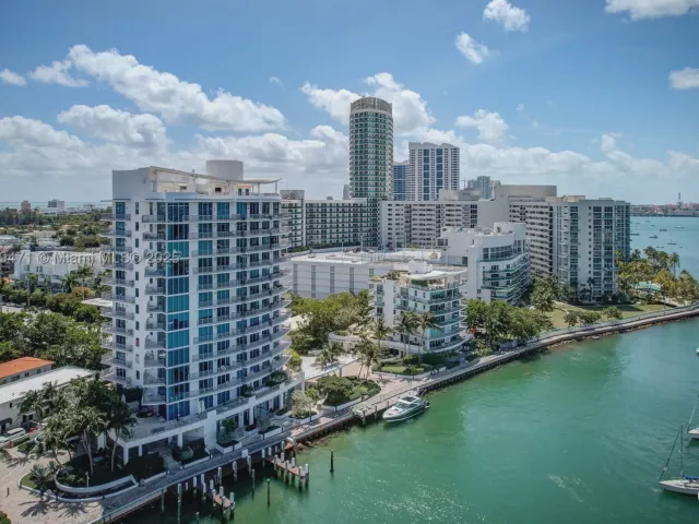 3-bedroom condo for sale in Miami Beach - 1445 16th St 602 - MondialRealty