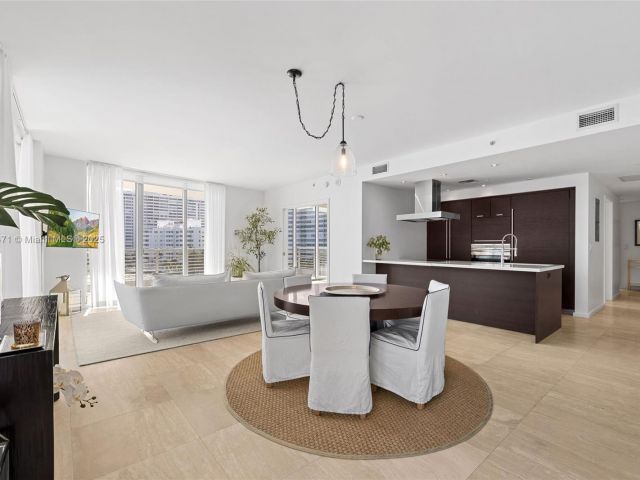 Apartment for sale  Unit #602 - photo 6353499