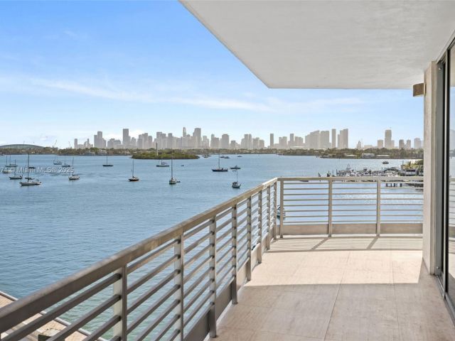 Apartment for sale  Unit #602 - photo 6353502