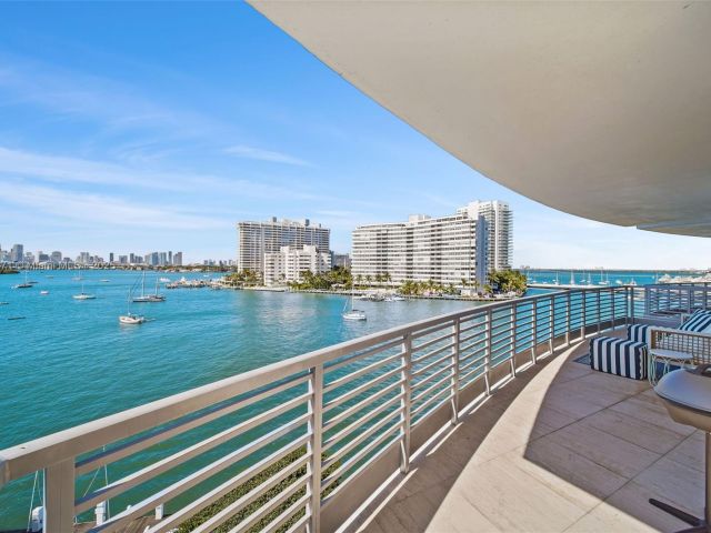 Apartment for sale  Unit #602 - photo 6353503