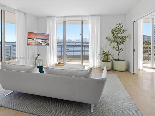 Apartment for sale  Unit #602 - photo 6353504