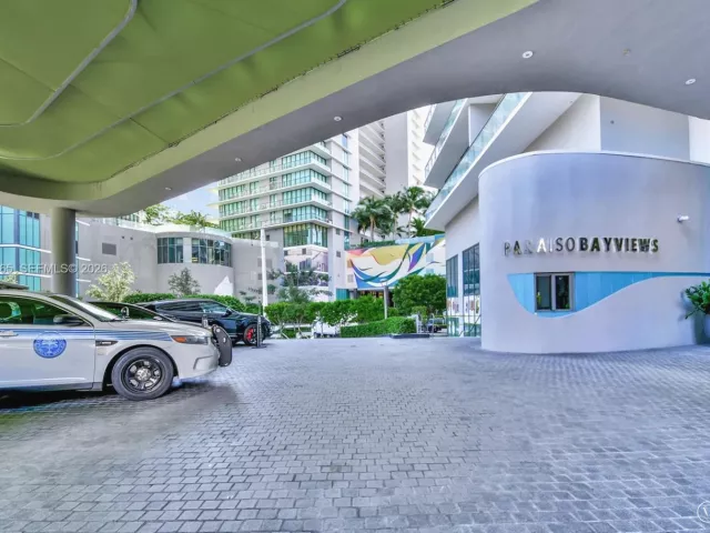 2-bedroom condo for sale in Miami - 501 NE 31st St 608 - MondialRealty