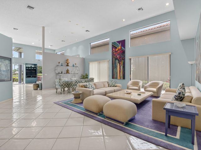 Home for sale at 5185 Suffolk Drive - photo 6372669