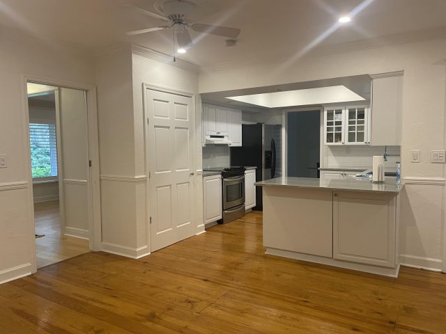 Home for rent at 1120 SW 14th Drive - photo 6369920