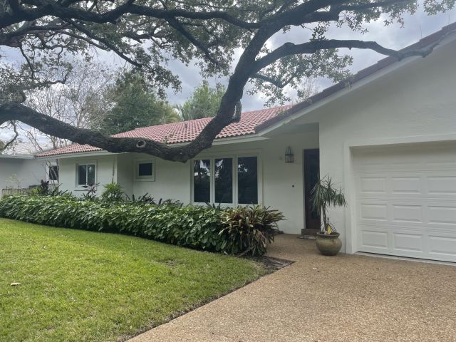 Home for rent at 1120 SW 14th Drive - photo 6369924