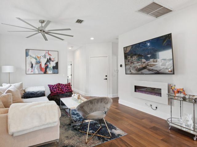 Home for rent at 7110 NW Turtle Walk - photo 6364280