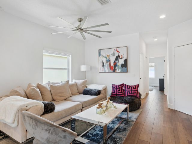 Home for rent at 7110 NW Turtle Walk - photo 6364299