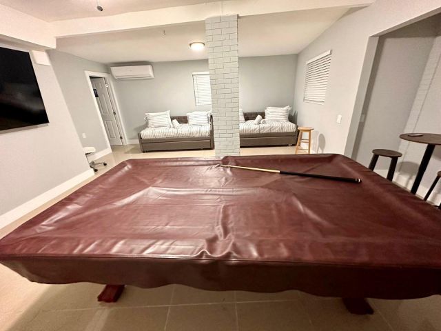 Home for sale at 601 NW 38th Street - photo 6354450