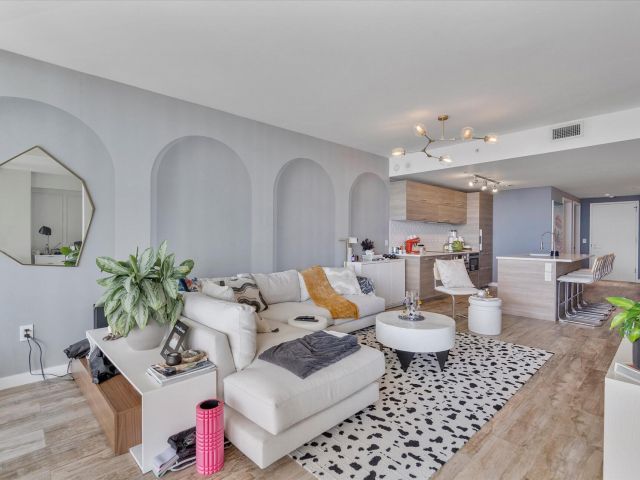 Apartment for sale  Unit #606 - photo 6357397