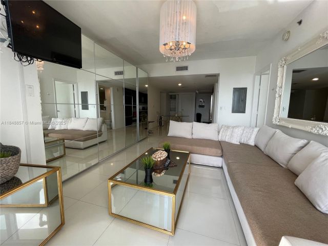 Apartment for sale  Unit #3711 - photo 6356417