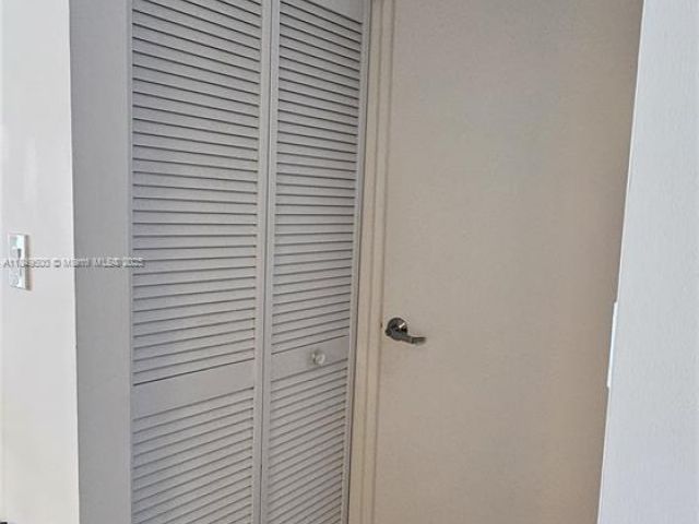 Apartment for sale  Unit #3808 - photo 7441636